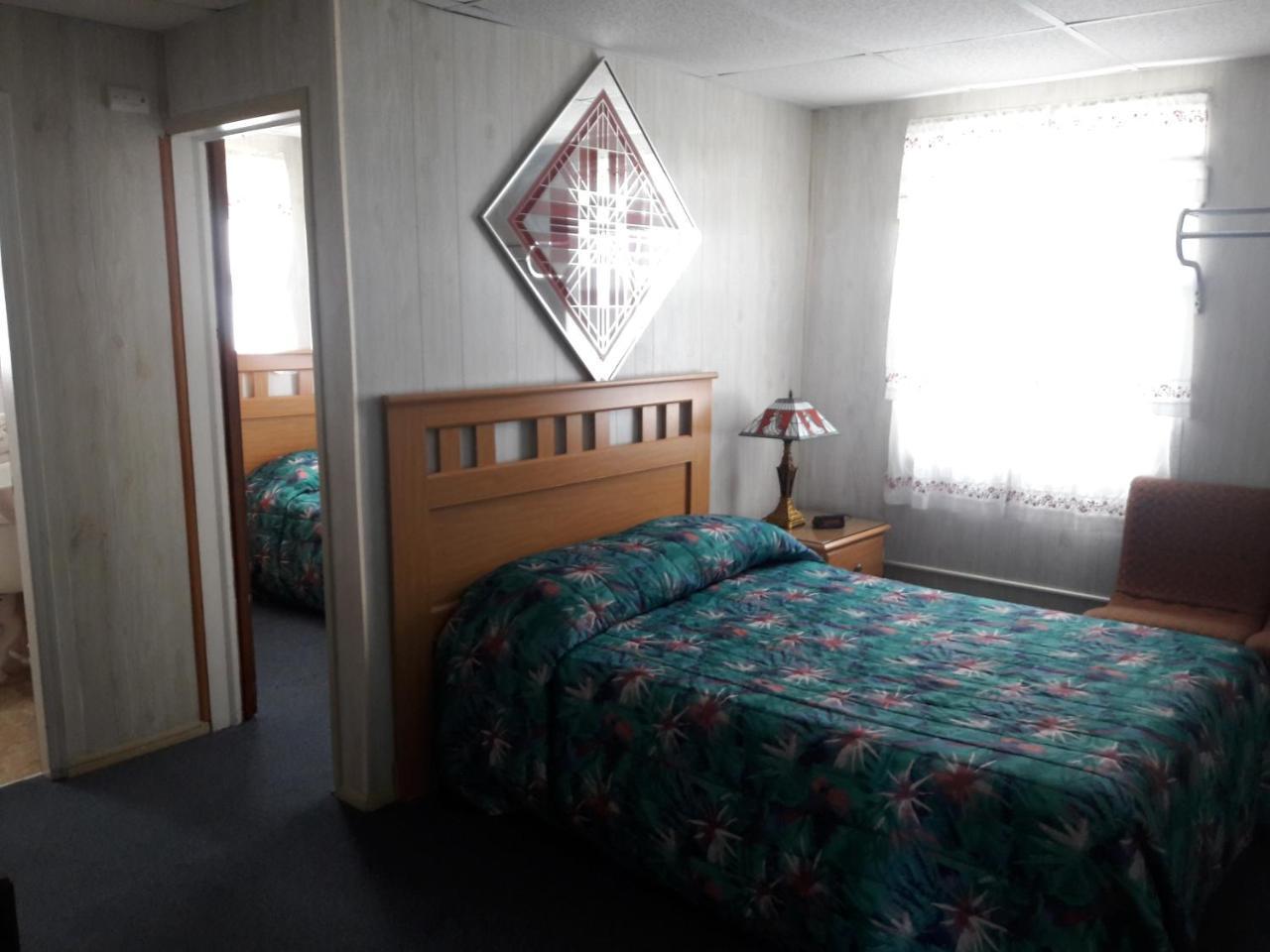 Suitcase Motel & Travel North Wildwood Exterior photo